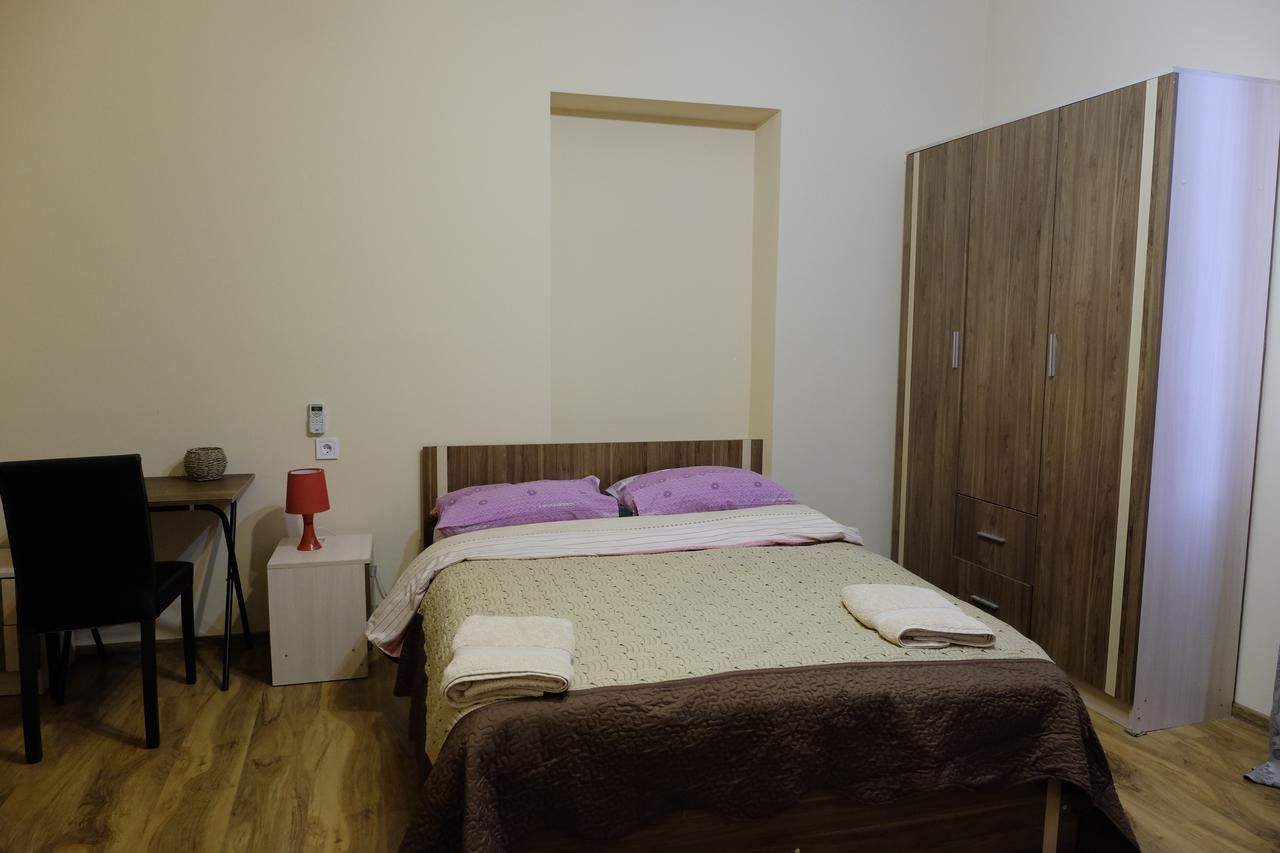 Отели типа «постель и завтрак» Mia B&B Tbilisi Тбилиси