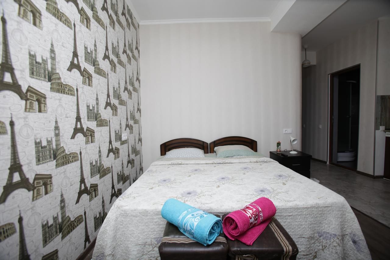 Отели типа «постель и завтрак» Mia B&B Tbilisi Тбилиси