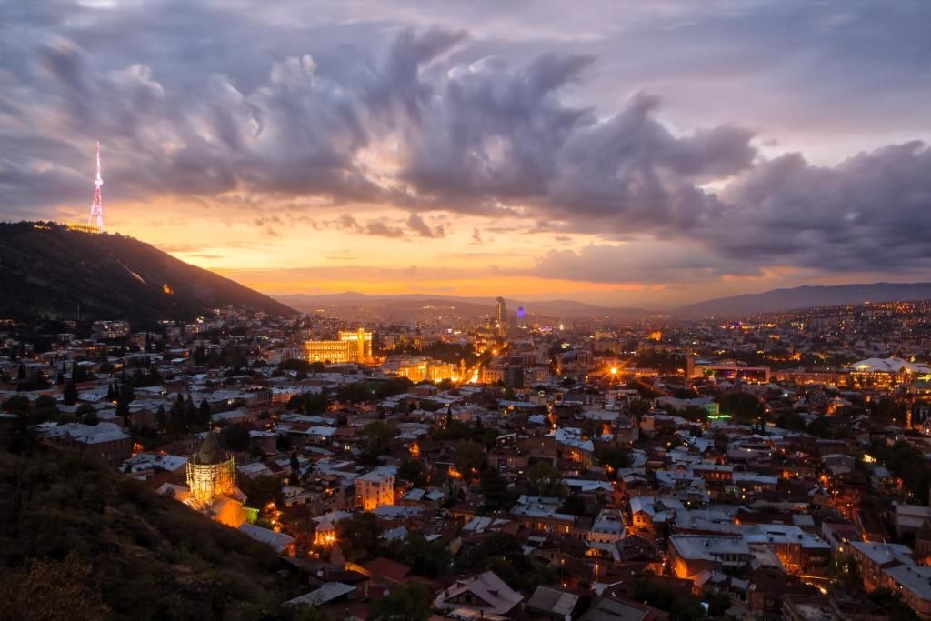 Отели типа «постель и завтрак» Mia B&B Tbilisi Тбилиси